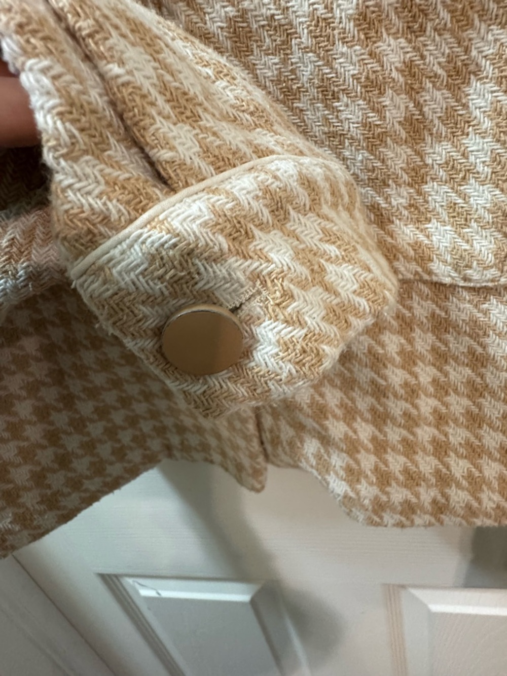 Dolan Houndstooth Printed Medium 
Jacket Anthropologie - Picture 9 of 14